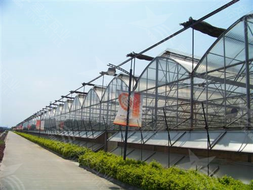 淡藍(lán)色1030型pvc采光瓦 全新pvc波浪瓦耐力陽(yáng)光板大型工程圍擋用 防腐防火隔熱塑鋼瓦 昆明pvc膠瓦廠家生產(chǎn)零售