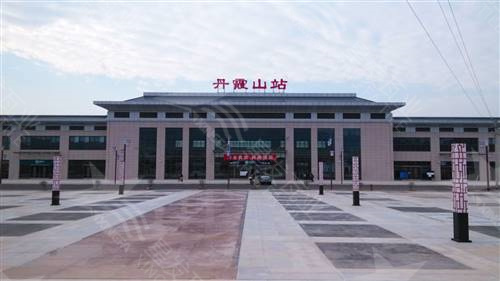 昆明合成樹脂瓦1050寬度防腐隔熱別墅瓦自建房用 鋼結構施工廠房樹脂塑料瓦 樹脂瓦封檐板批發價格