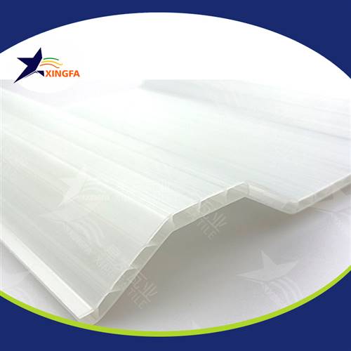 白色pvc泡沫復(fù)合瓦 鋼結(jié)構(gòu)廠房用防腐防火pvc塑鋼瓦 昆明pvc琉璃瓦生產(chǎn)廠家 